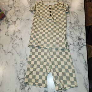 3T Lou Lou and Company Shortie Set